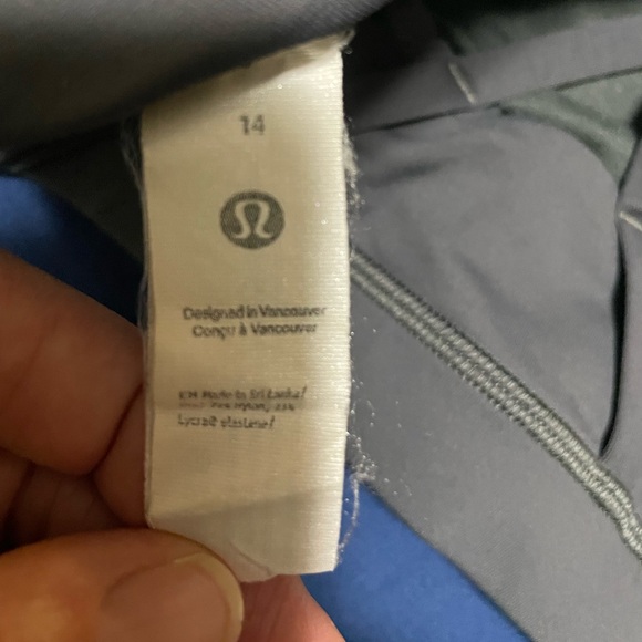 Women's Gray Lululemon Double Criss Cross Back Ribbed Sports Bra Sz 14 Yoga - Picture 2 of 8